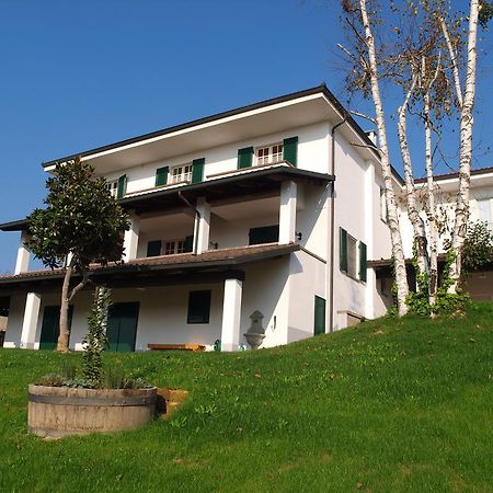 Agriturismo Sette Colli Ferrere Luaran gambar