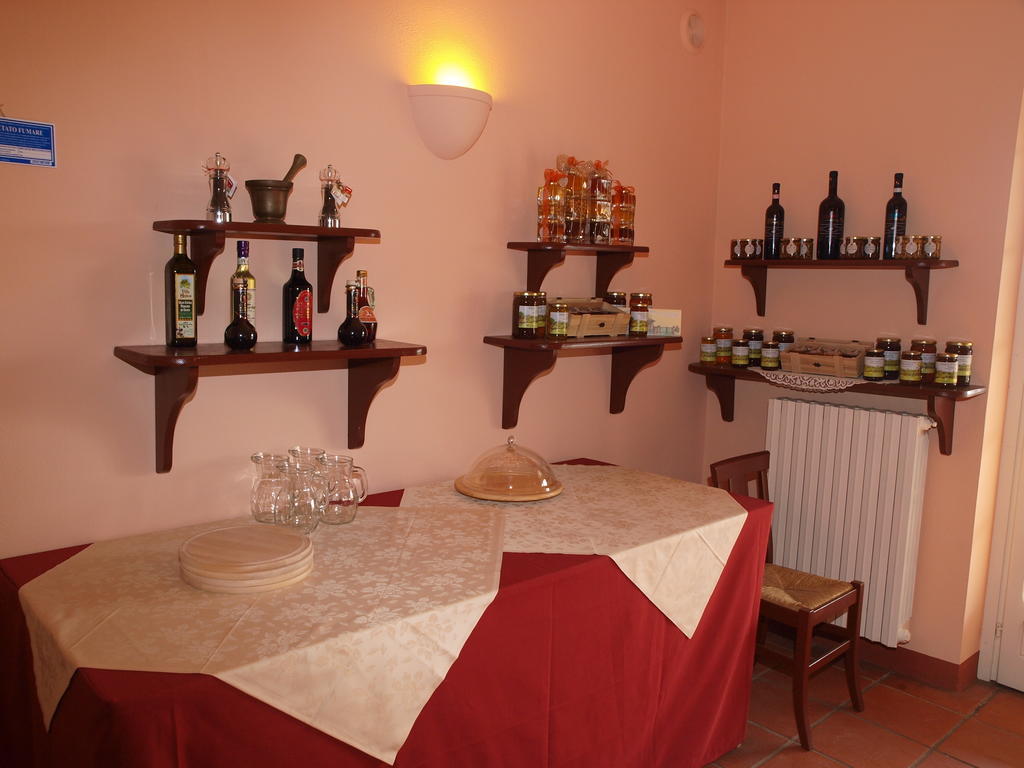 Agriturismo Sette Colli Ferrere Luaran gambar