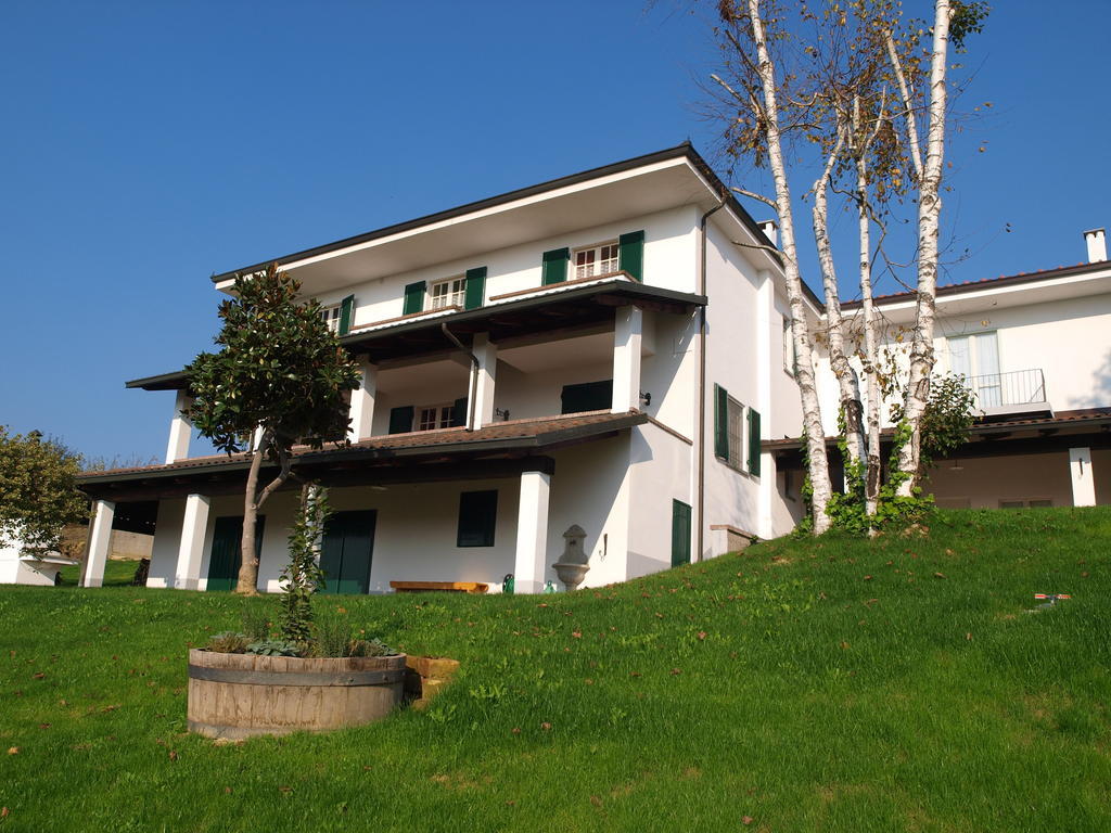 Agriturismo Sette Colli Ferrere Luaran gambar