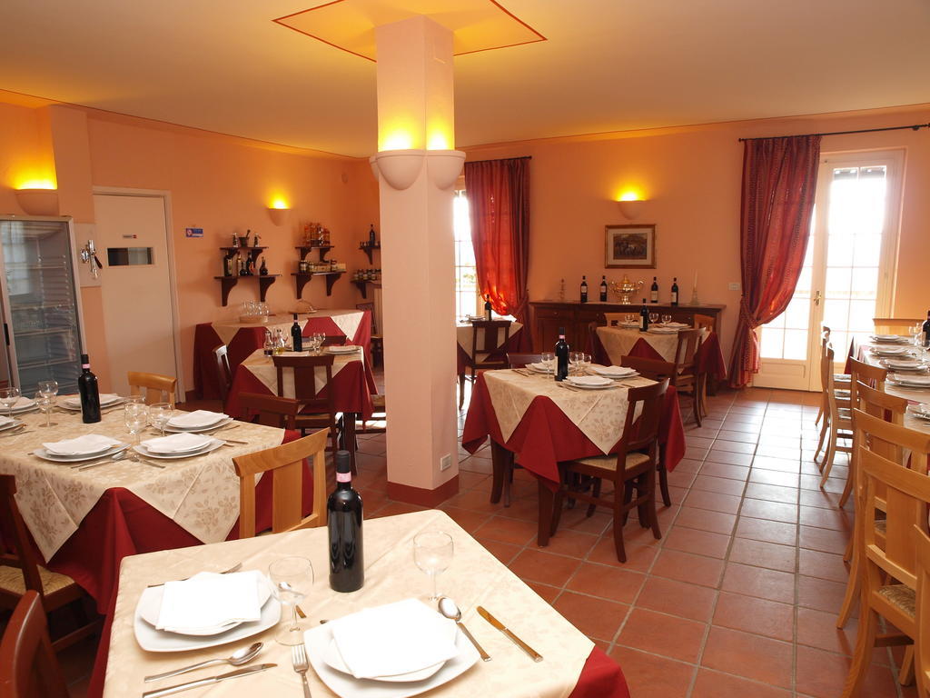 Agriturismo Sette Colli Ferrere Luaran gambar